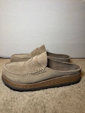 Birkenstock Suede Naples Clog in Taupe